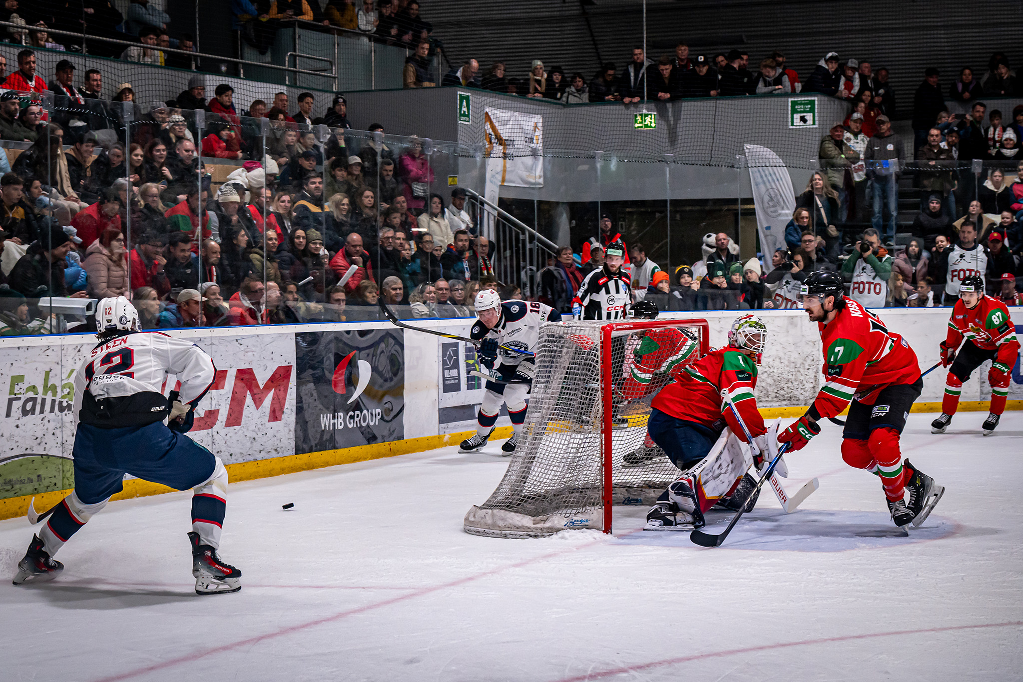 The Hungary–Norway ice hockey match attracted a packed arena at the Győr University Ice Sports Centre (Photos: András Adorján) The Hungary–Norway ice hockey match attracted a packed arena at the Győr University Ice Sports Centre (Photos: András Adorján)